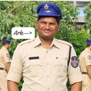 మీర్‌పేట్ పోలీస్ స్టేషన్‌లో కానిస్టేబుల్ నిర్వాకం.