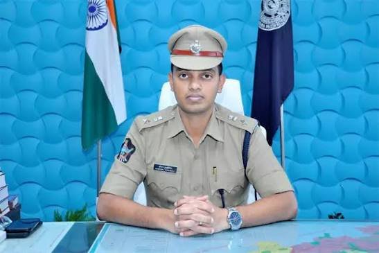 నామినేషన్ అడ్డుకుంటే కఠిన చర్యలు: అడిషనల్ ఎస్పీ