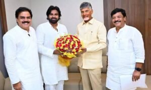 ముఖ్యమంత్రి చంద్రబాబుతో జనసేన నేతలు భేటీ..!