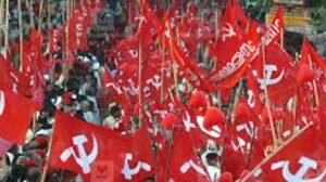 సీపీఐ నేత కిడ్నాప్‌కు యత్నం..